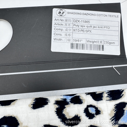 Leopardenmuster Polyester Spandex Quilt Jacquard Strickstoff